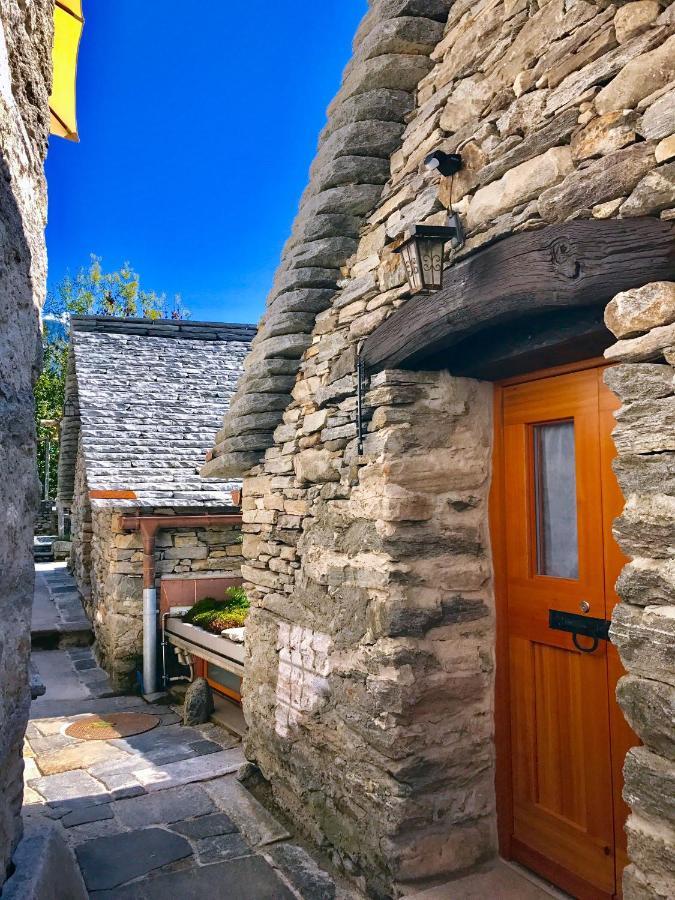 Hotel Rustici Maggia Aurigeno Esterno foto