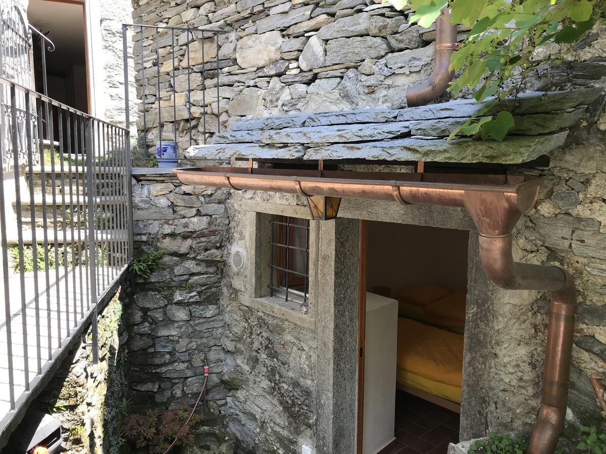 Hotel Rustici Maggia Aurigeno Esterno foto
